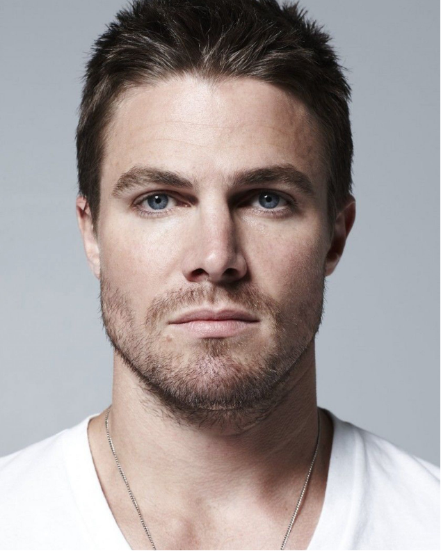 Stephen Amell