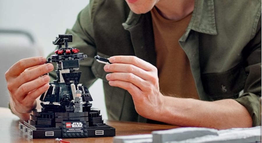 Star Wars: Darth Vader Meditation Chamber Is Available Now From LEGO